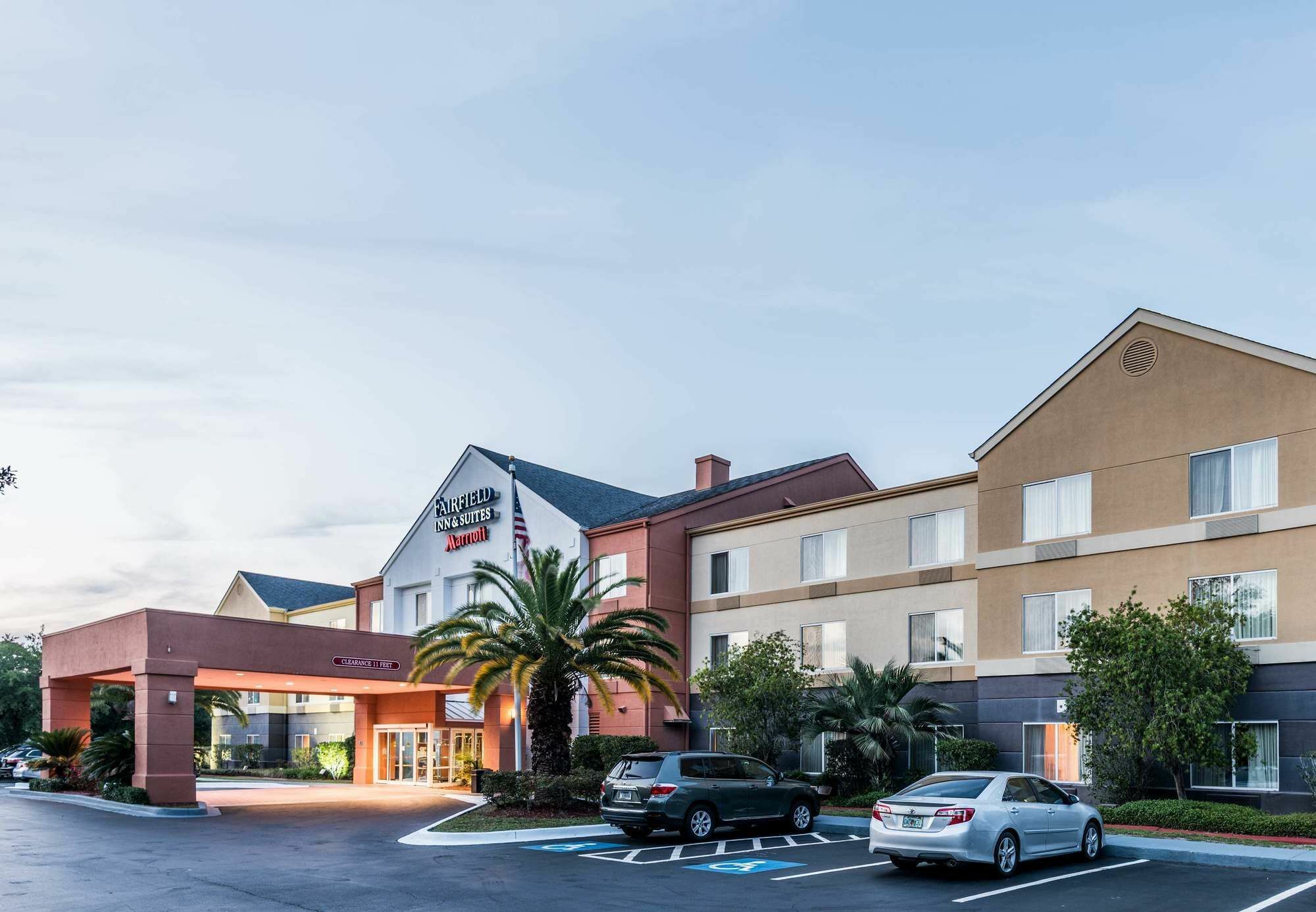 Fairfield Inn & Suites Savannah I-95 South Georgetown Exterior photo